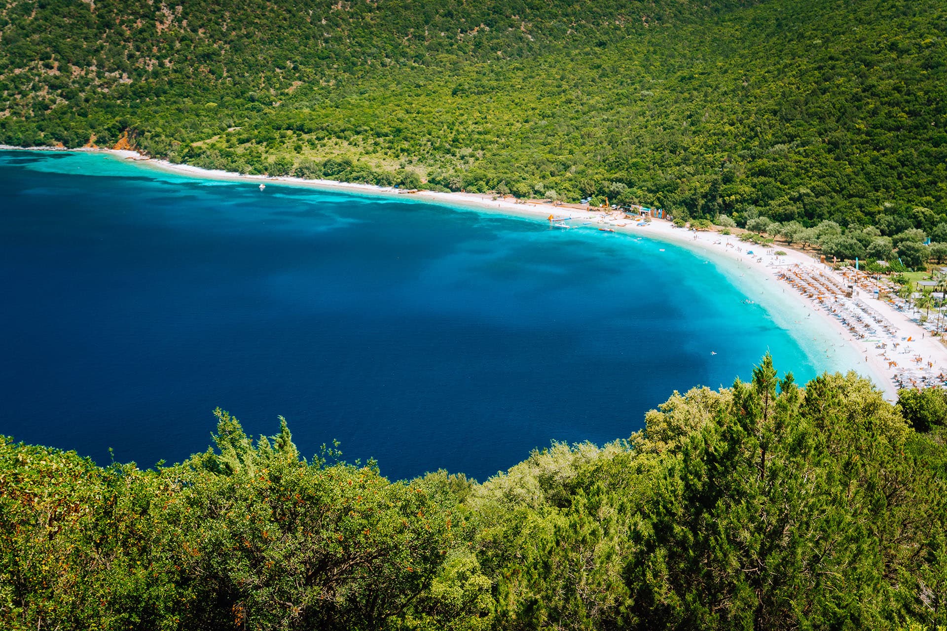 Antisamos Beach